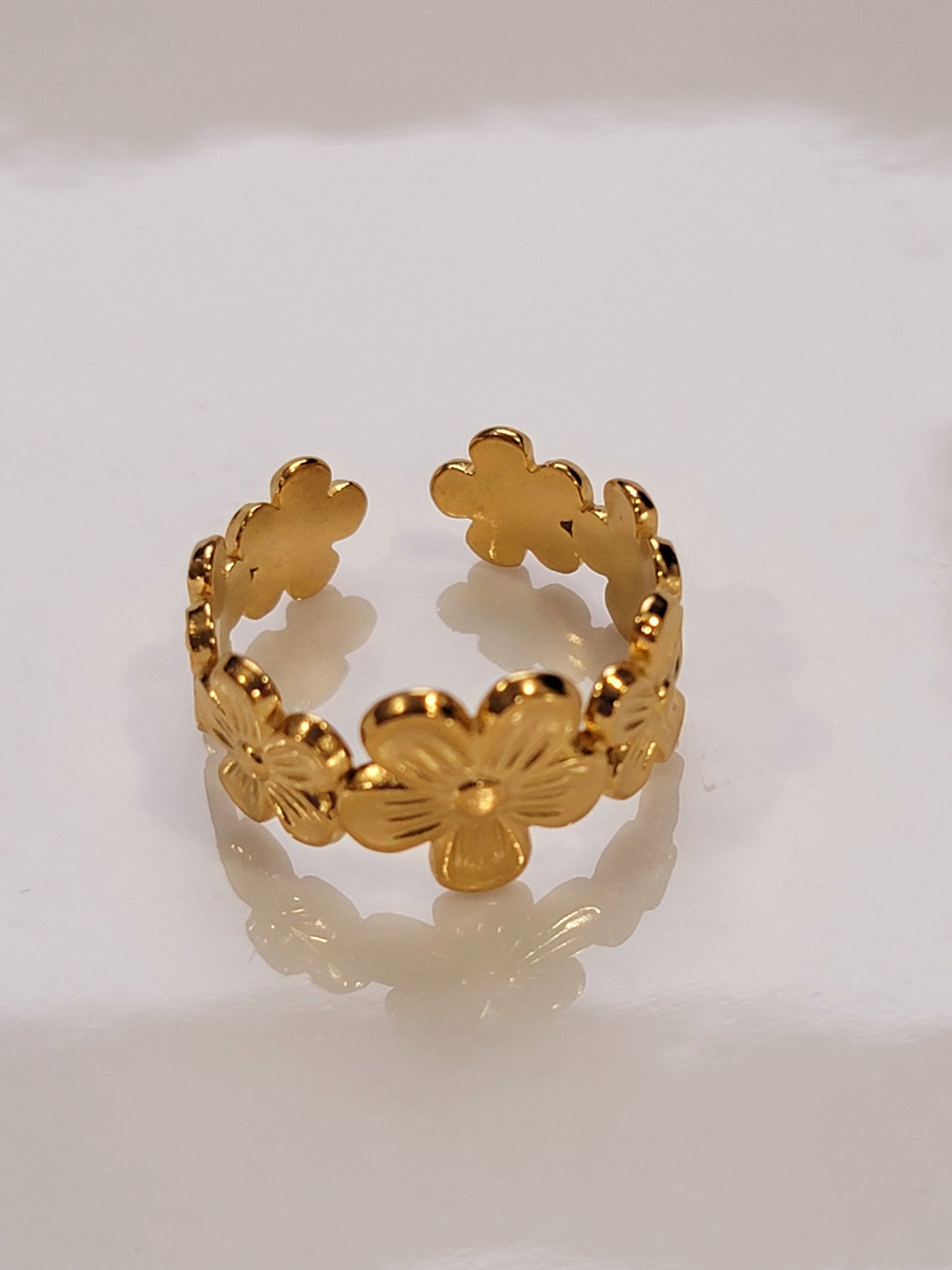 Flower ring